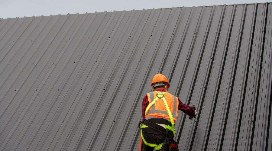 Professional metal roof installation services in Barstow, TX
